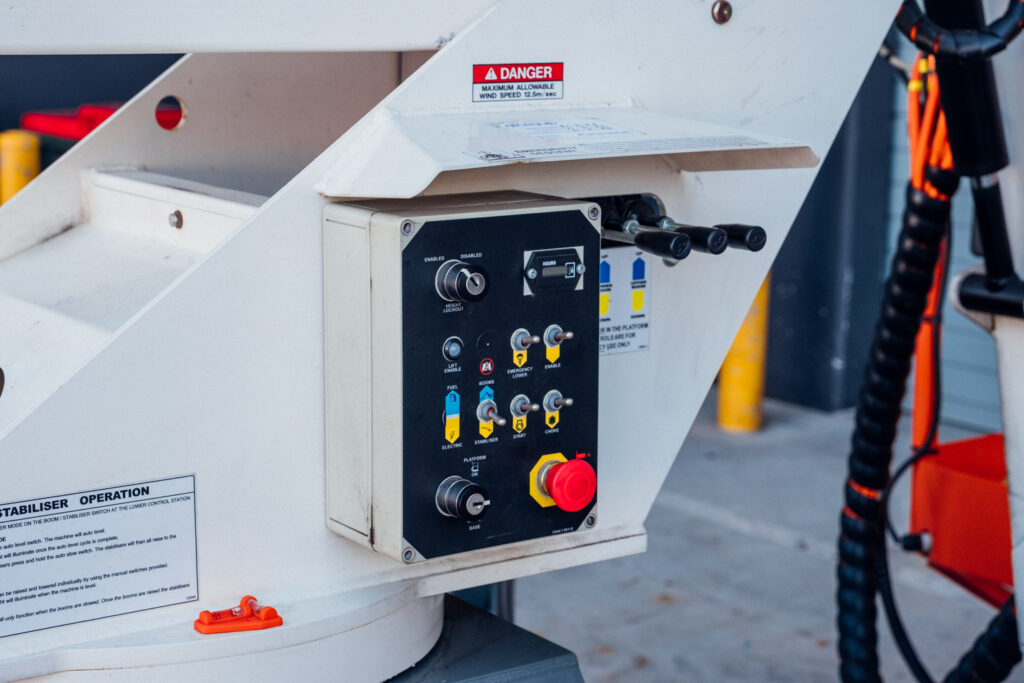 snorkel ewp controls