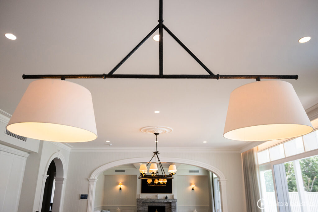 lighting electricians
