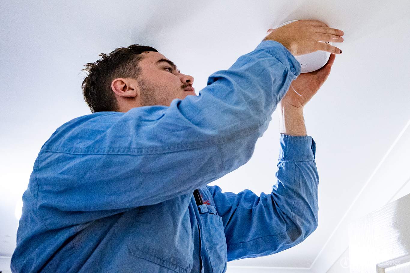 Smoke-Alarm-Install-Voltora-Industries-280722-10
