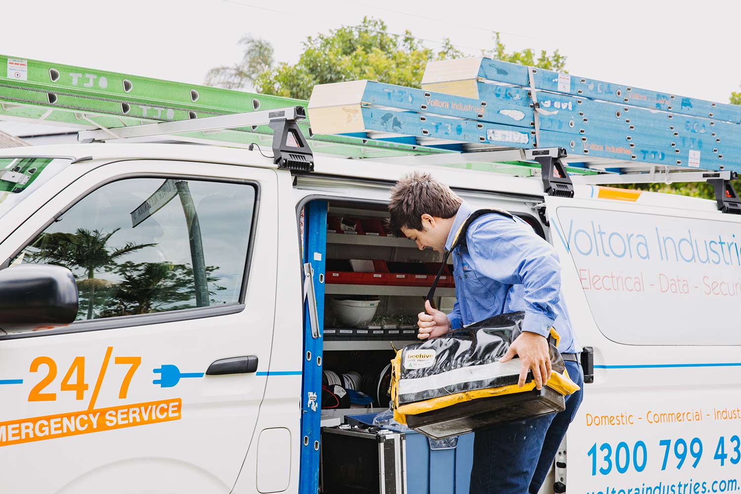 licensed-electrician-in-holidays